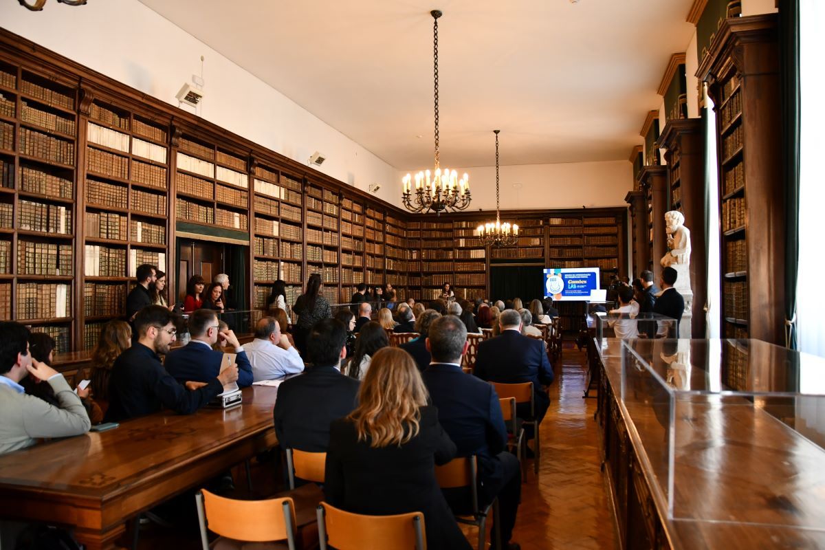 Camões Lab - Uma Máquina do Mundo