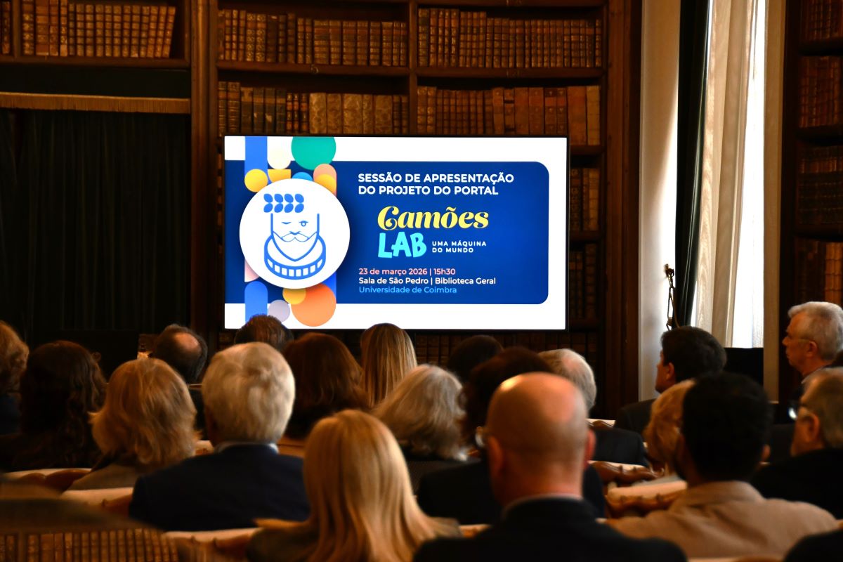 Camões Lab - Uma Máquina do Mundo