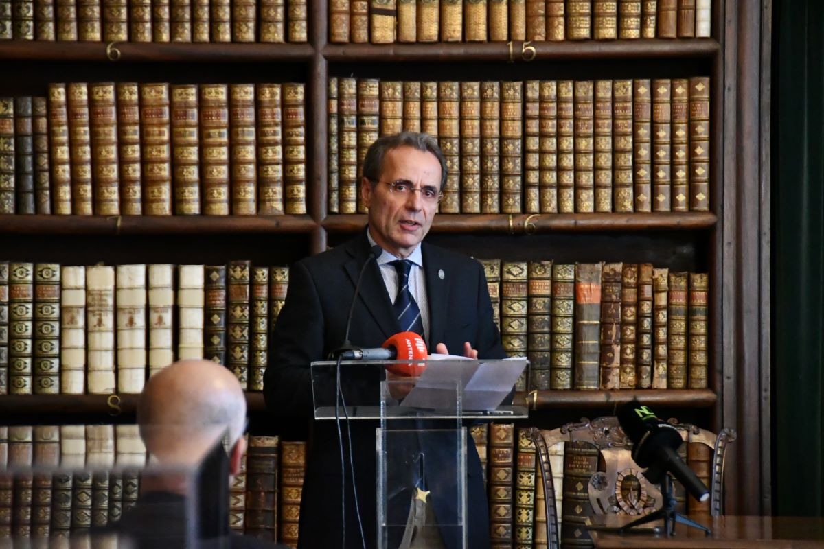 Camões Lab - Uma Máquina do Mundo