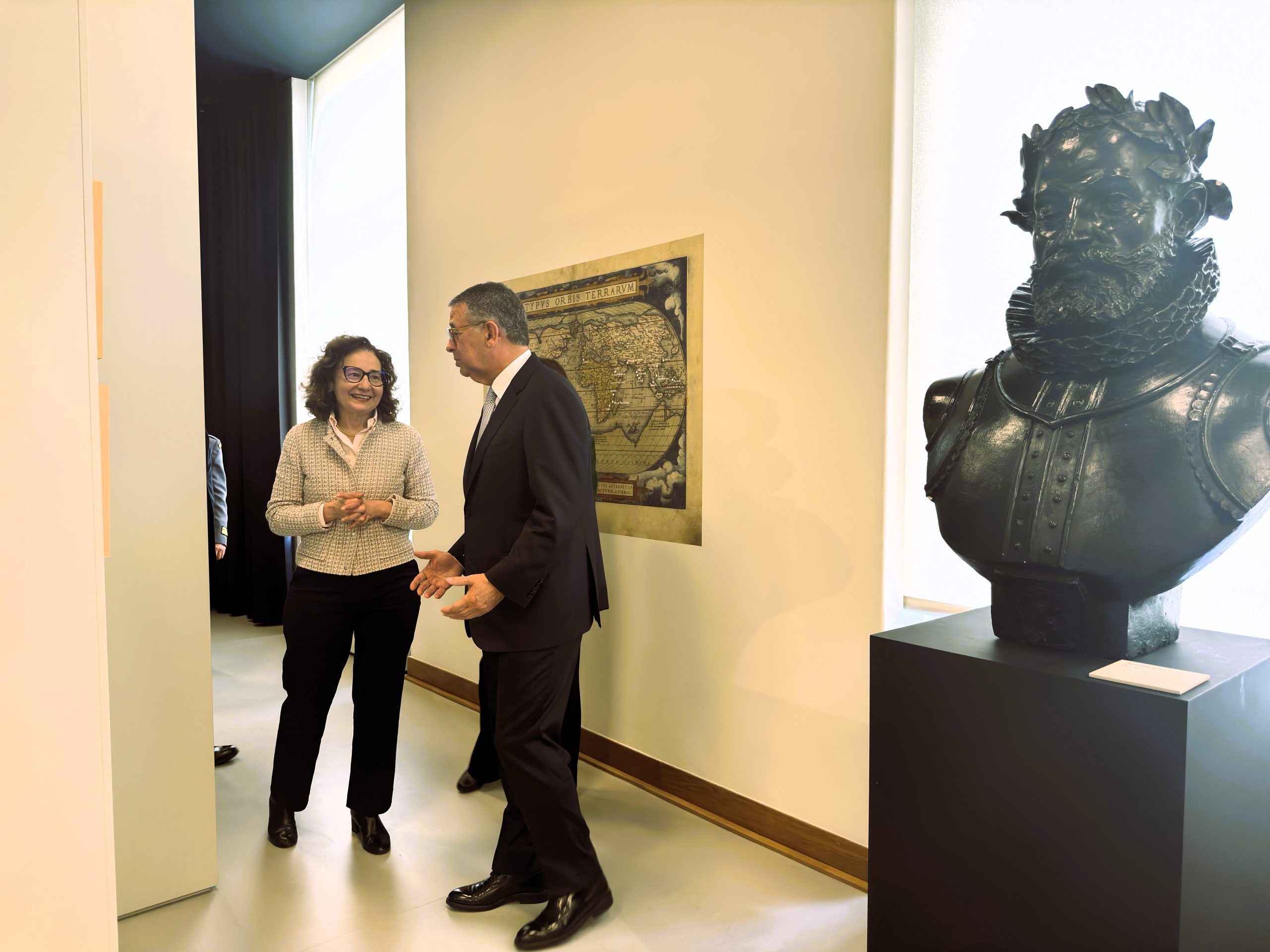 António José Seguro visita as exposições sobre Camões