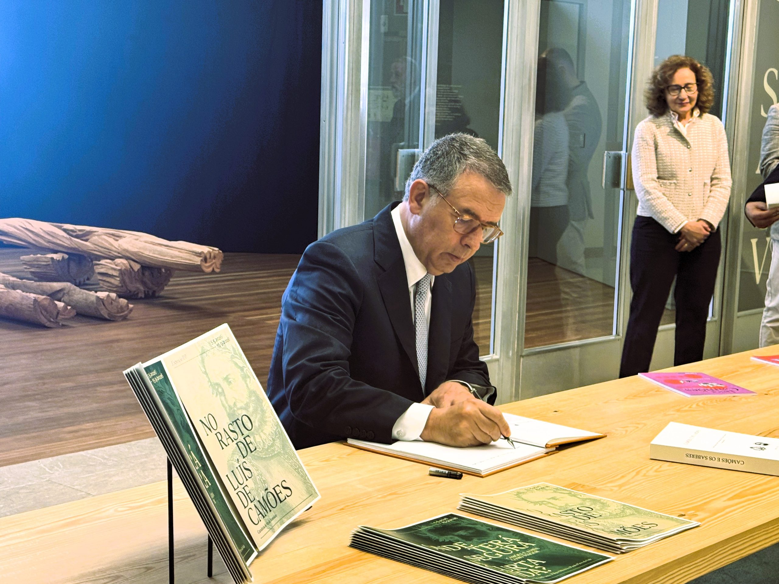 António José Seguro visita as exposições sobre Camões
