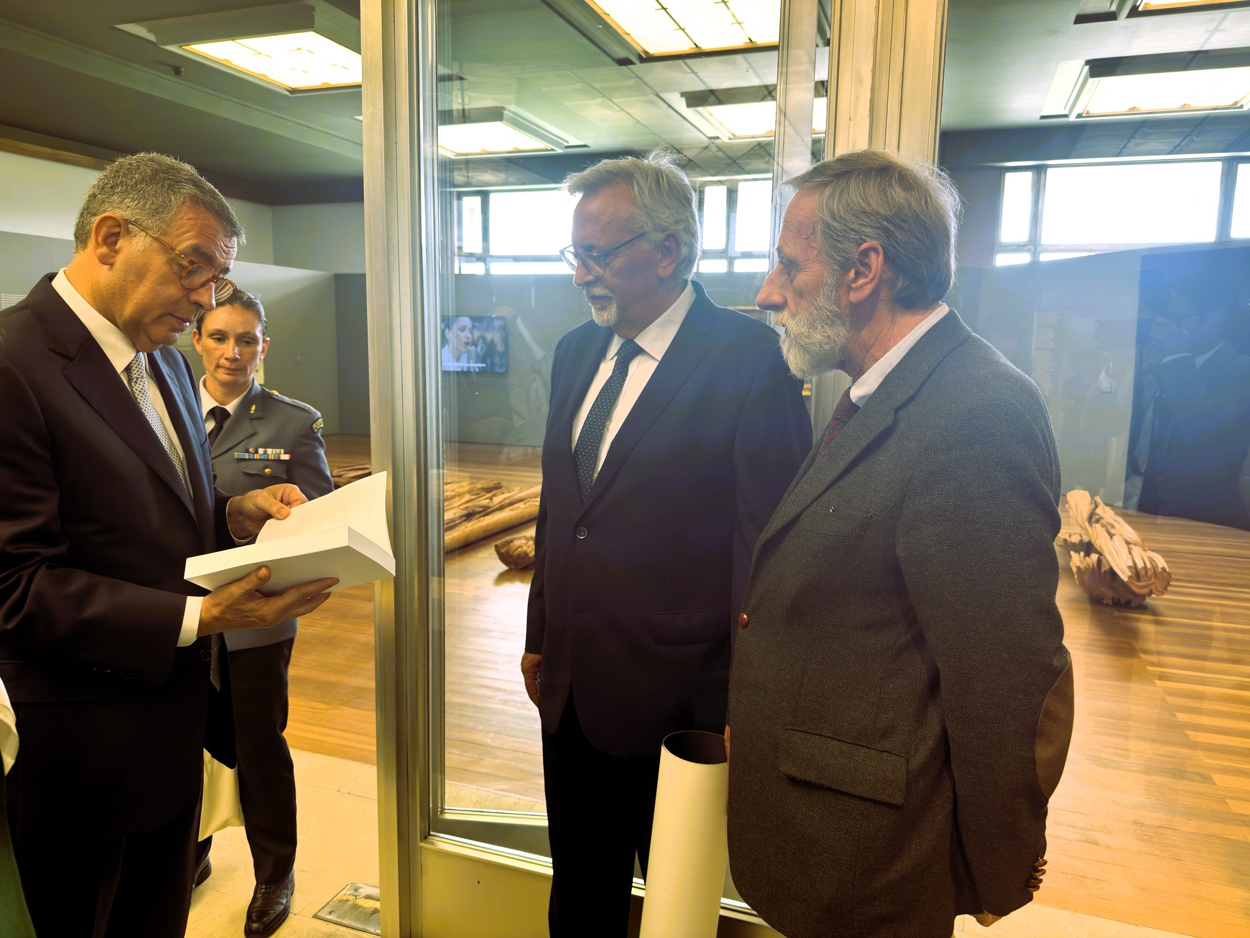 António José Seguro visita as exposições sobre Camões