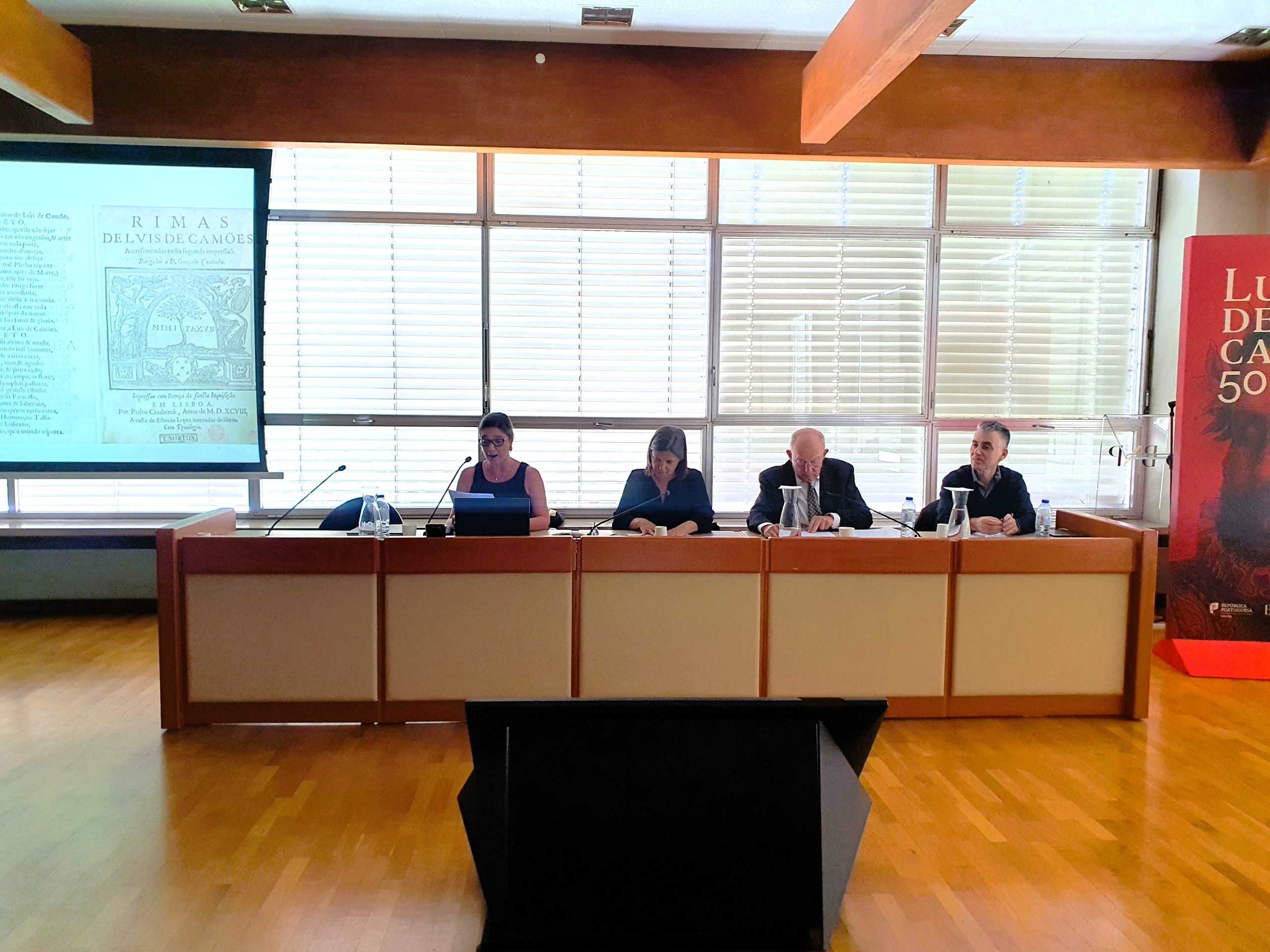 Concluída a IX Reunião Internacional de Camonistas